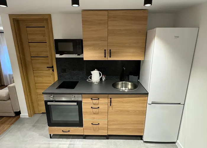 Plebiscytowa 6 קטוביץ